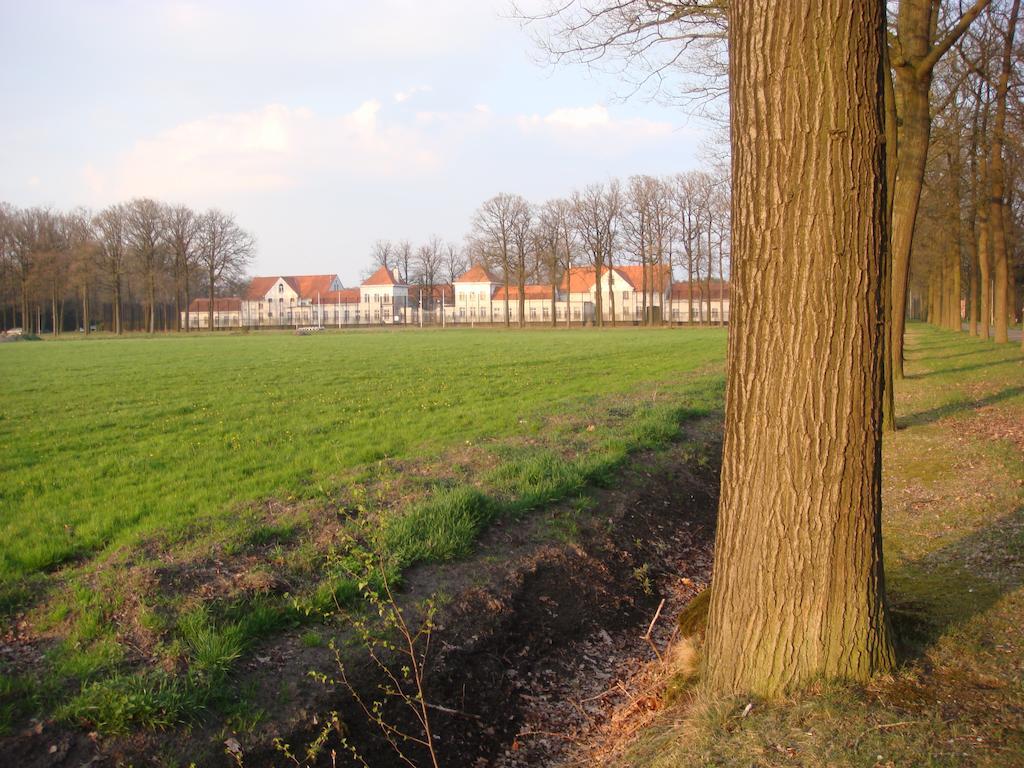 B&B De Grote Plaats Hoogstraten Bagian luar foto